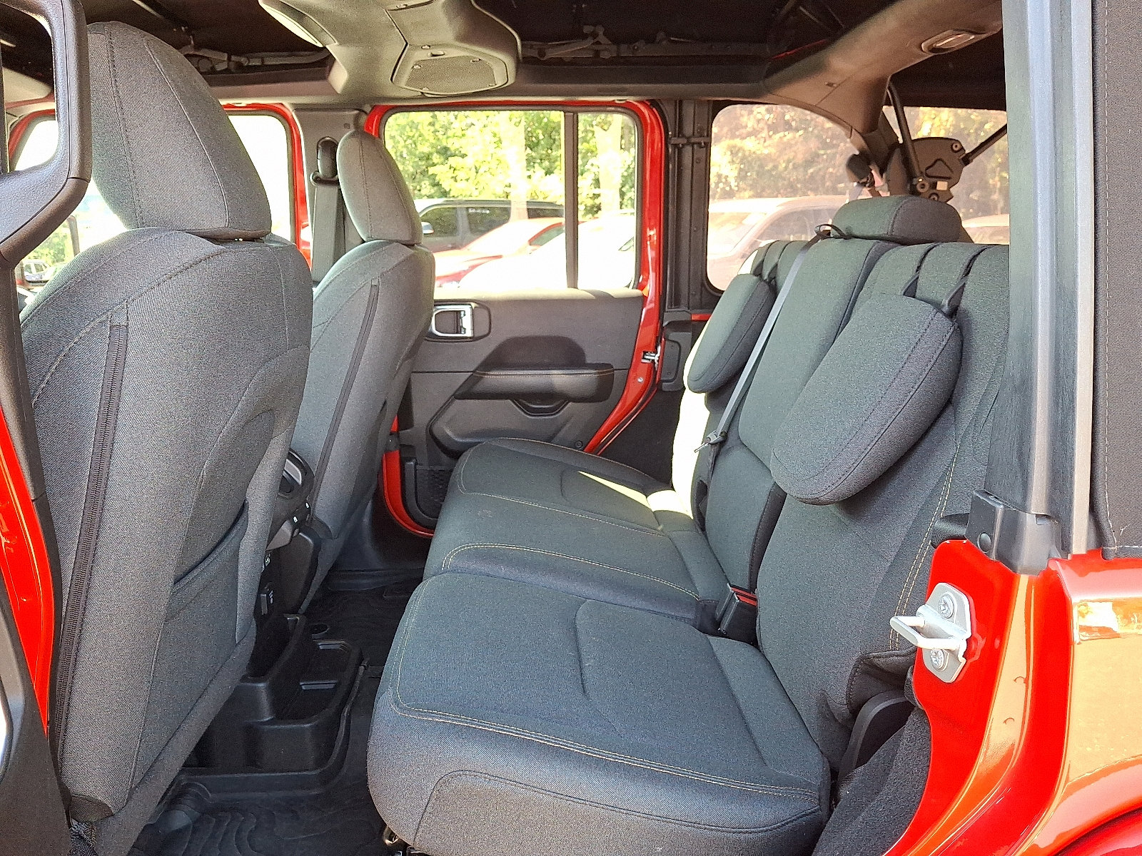 2024 Jeep Wrangler 4xe Sahara 4XE - Photo 11