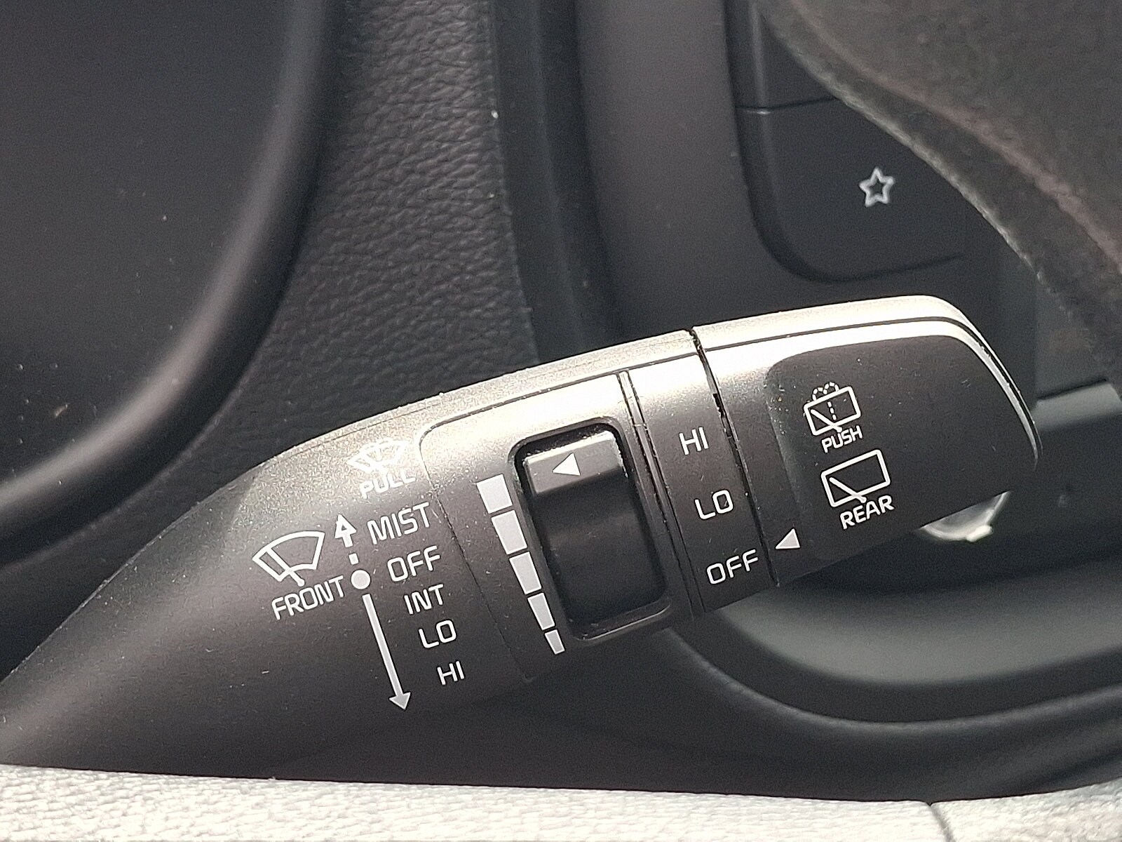 2025 Kia Soul LX - Photo 27