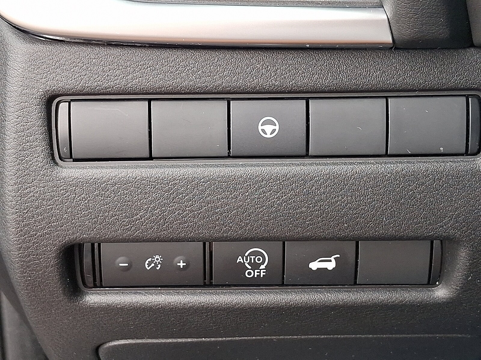 2025 Nissan Rogue SV - Photo 26