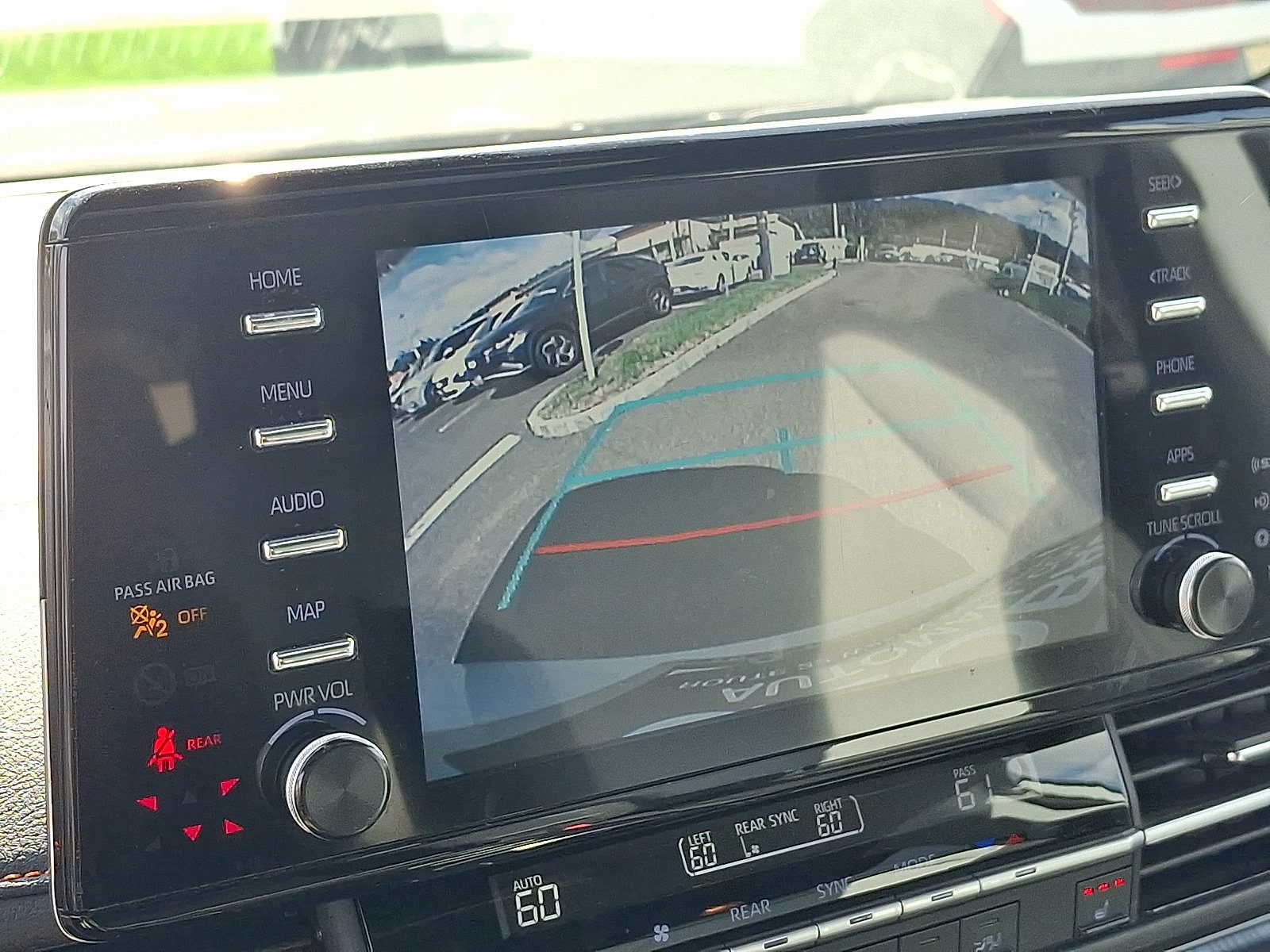 2024 Toyota Sienna XSE - Photo 20