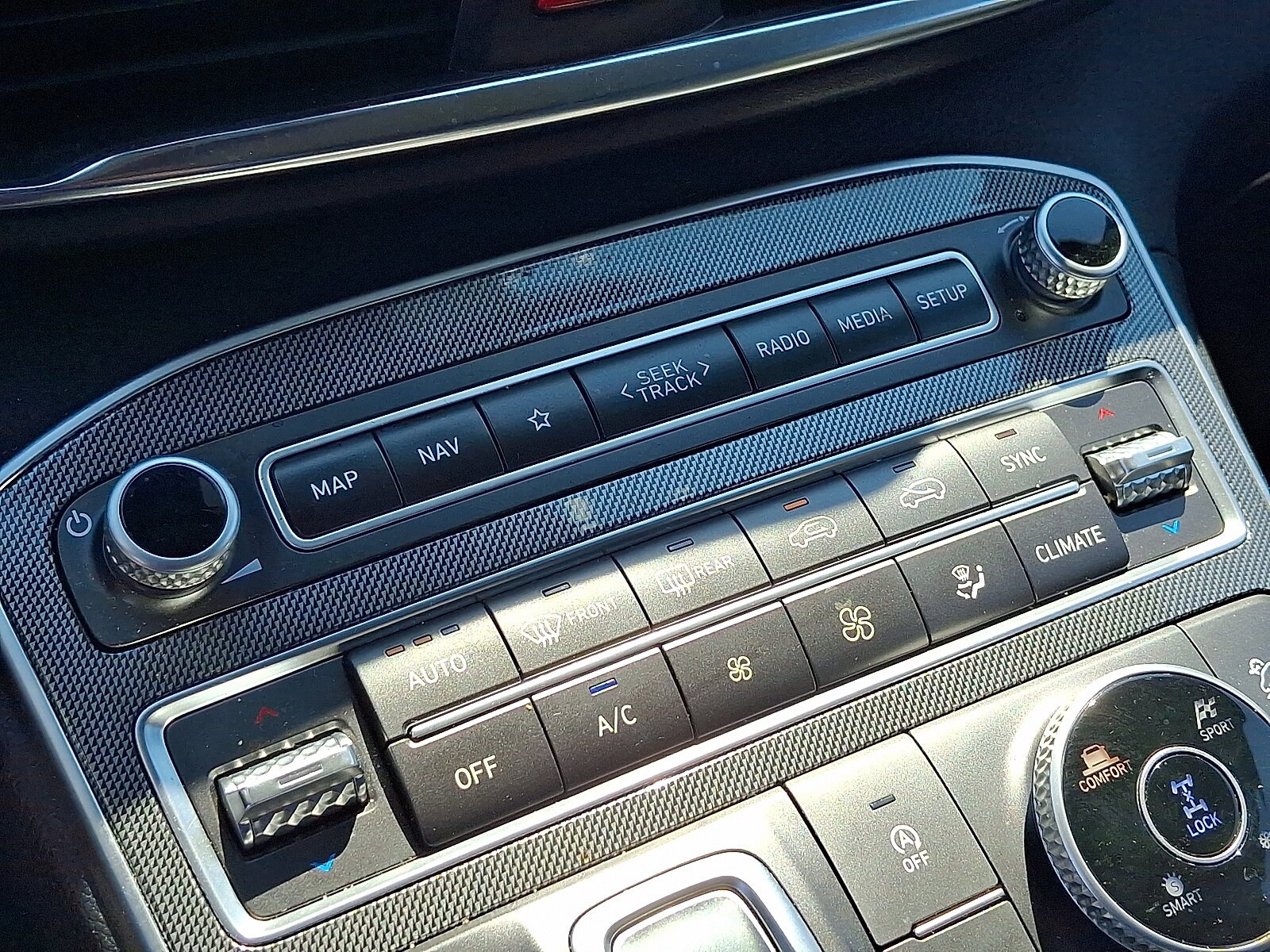 2023 Hyundai Santa Fe SEL - Photo 16