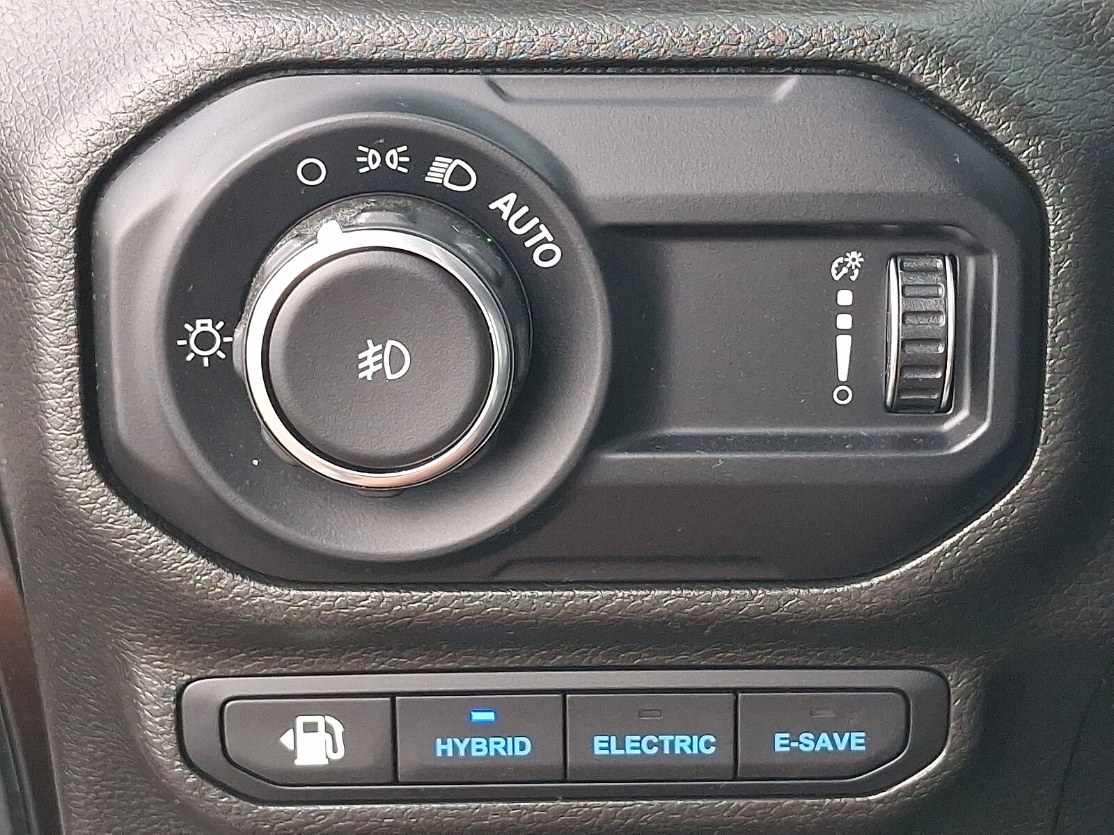2023 Jeep Wrangler 4xe Sahara 4XE - Photo 26