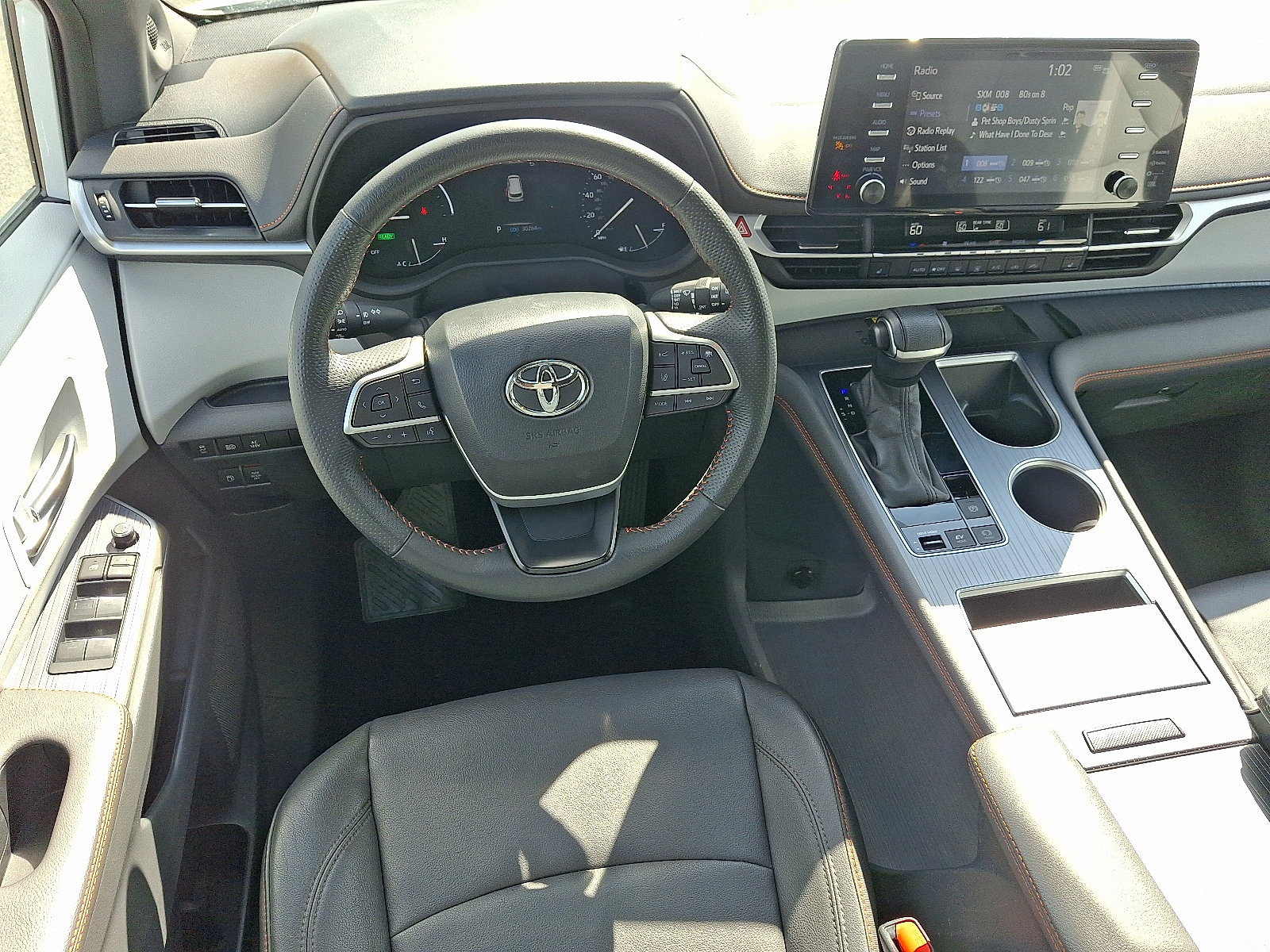 2024 Toyota Sienna XSE - Photo 12