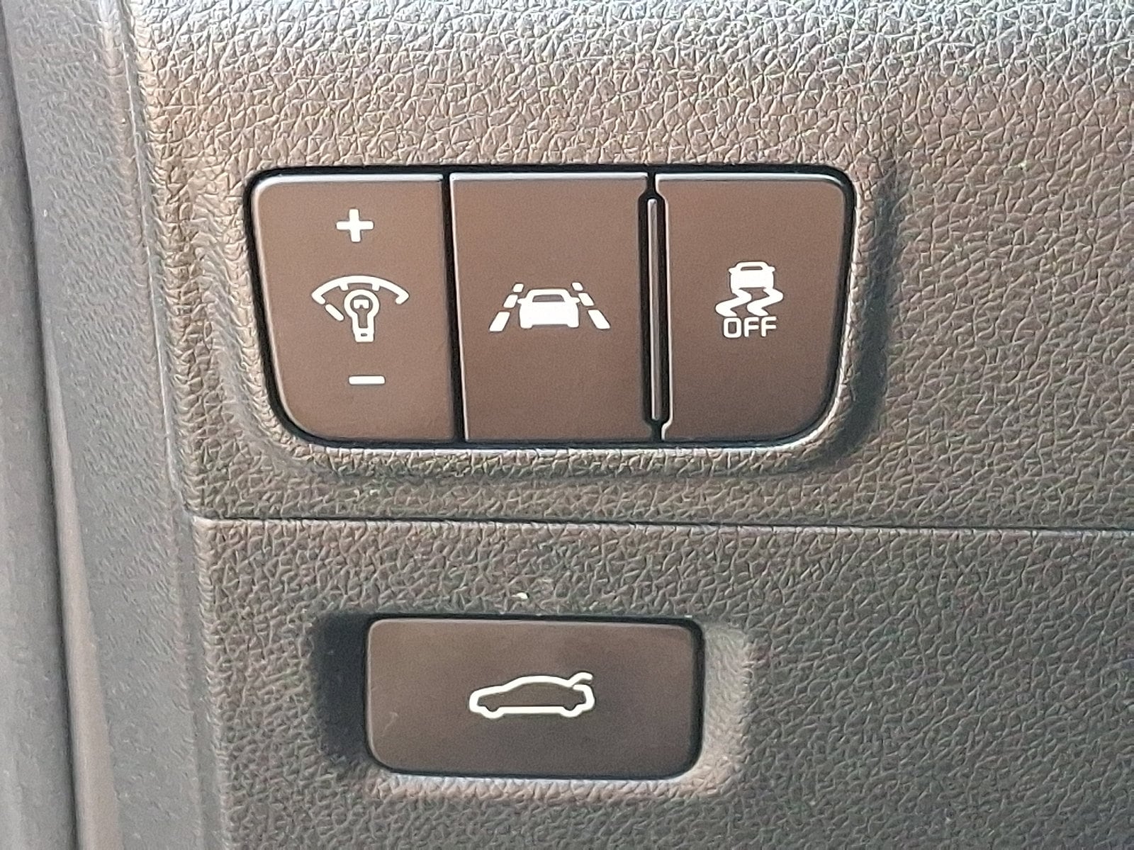 2022 Kia K5 EX - Photo 29