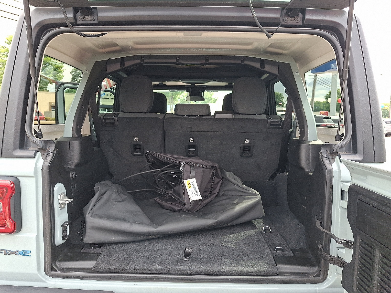 2024 Jeep Wrangler 4xe Willys 4XE - Photo 30