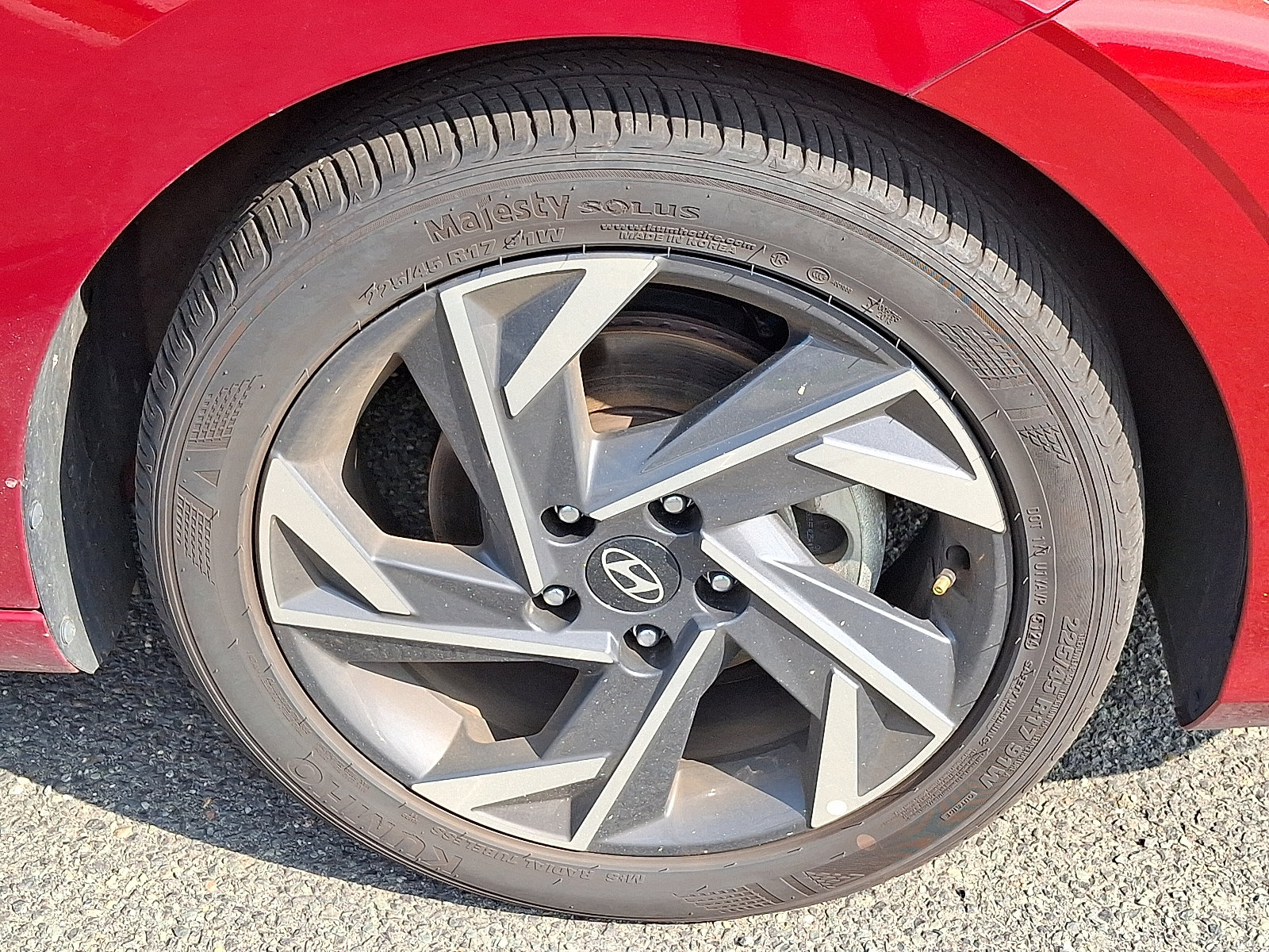 2025 Hyundai Elantra SEL - Photo 9