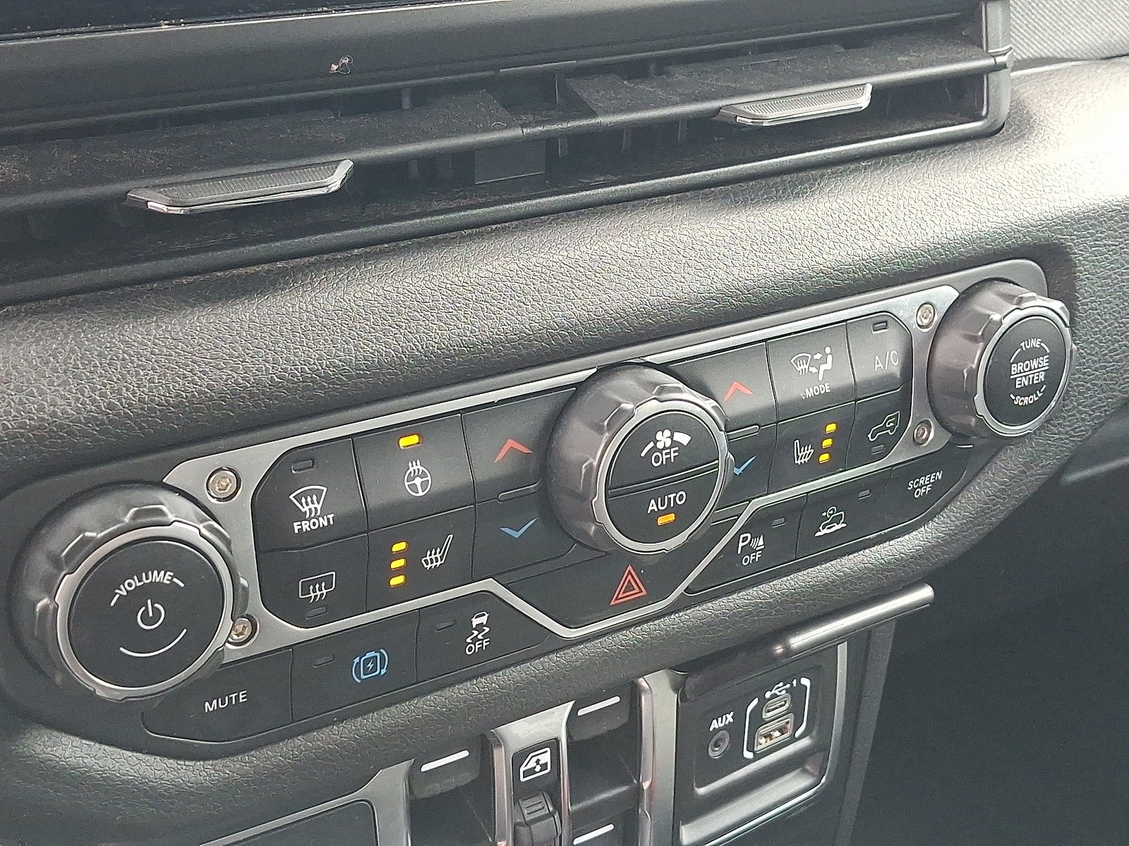 2024 Jeep Wrangler 4xe Willys 4XE - Photo 16