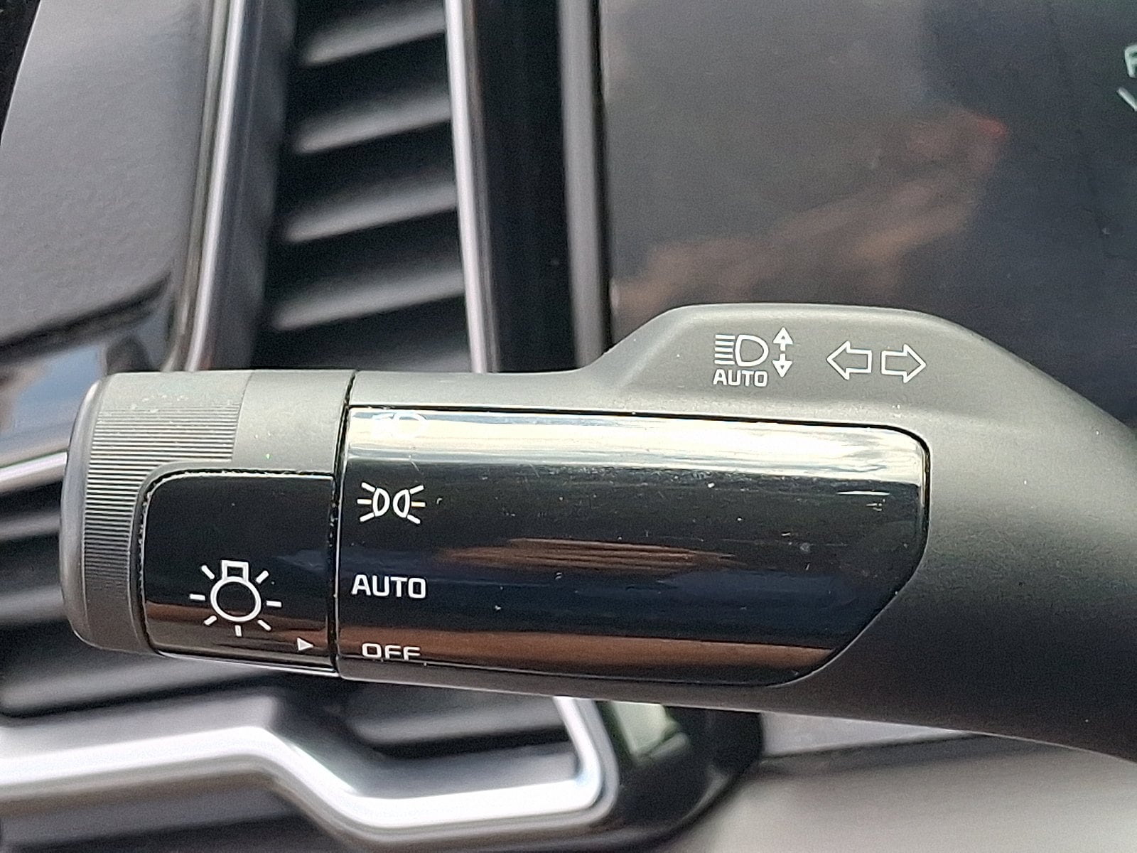 2023 Kia Sportage EX - Photo 27