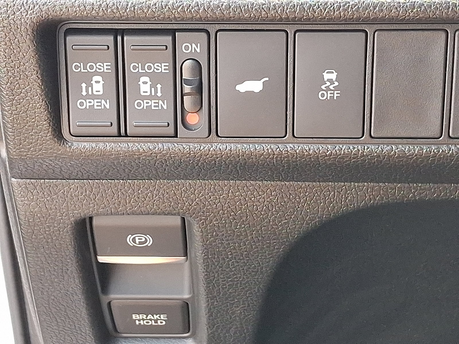 2025 Honda Odyssey EX-L - Photo 25