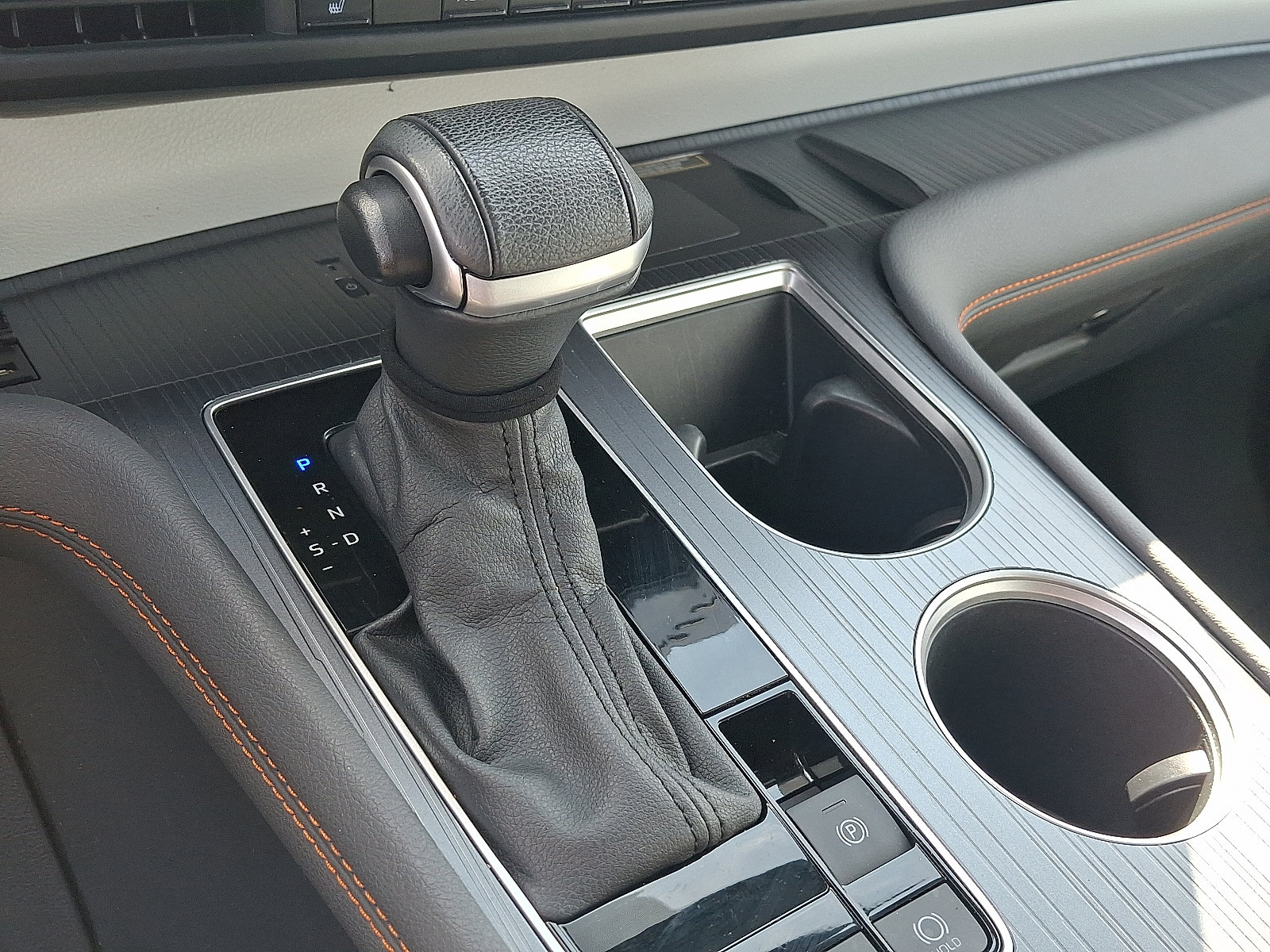 2024 Toyota Sienna XSE - Photo 16