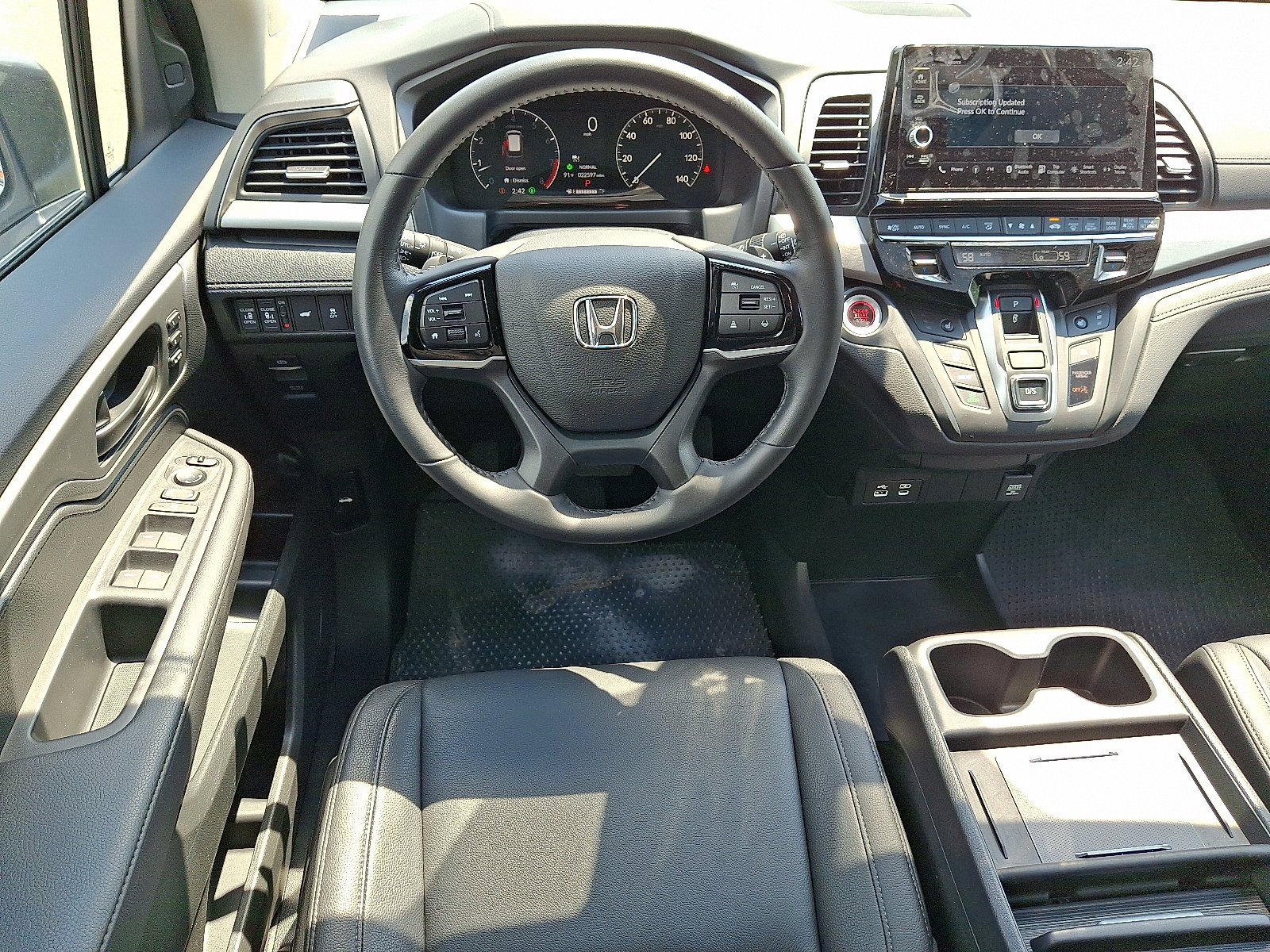 2025 Honda Odyssey EX-L - Photo 12