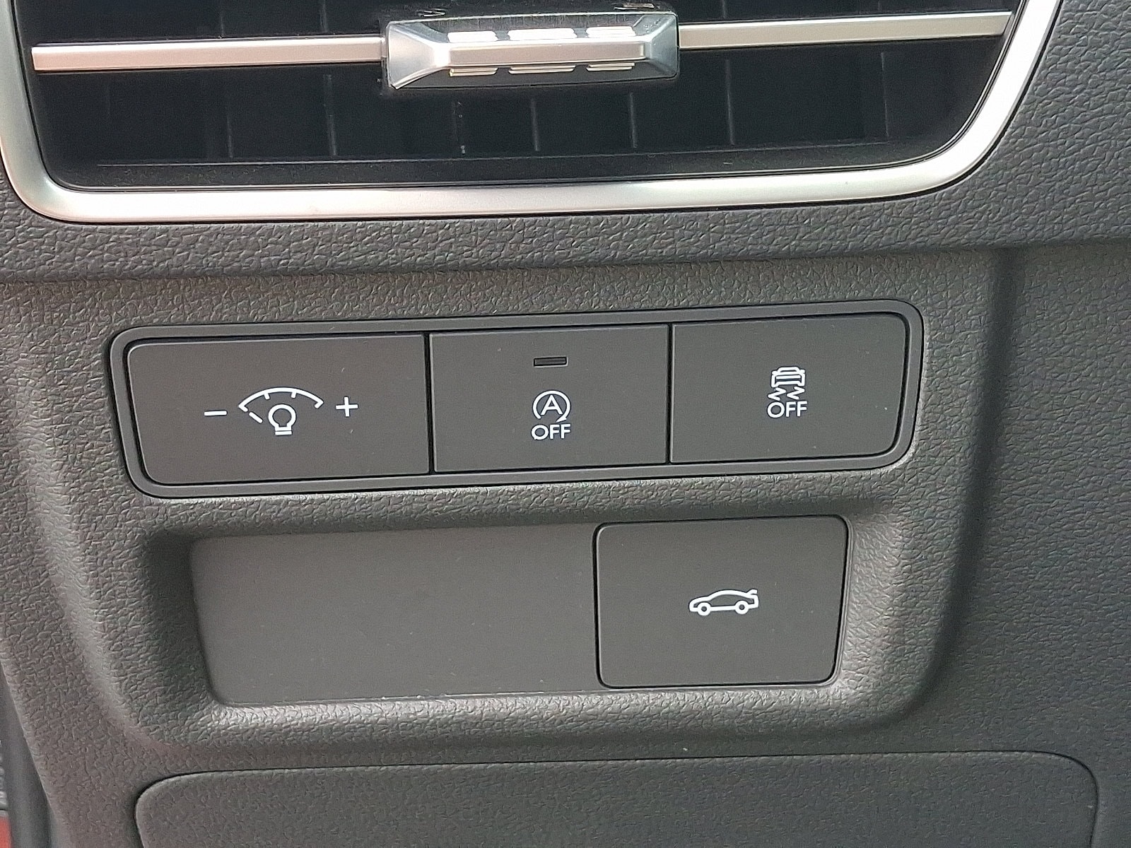 2025 Hyundai Sonata SE - Photo 25