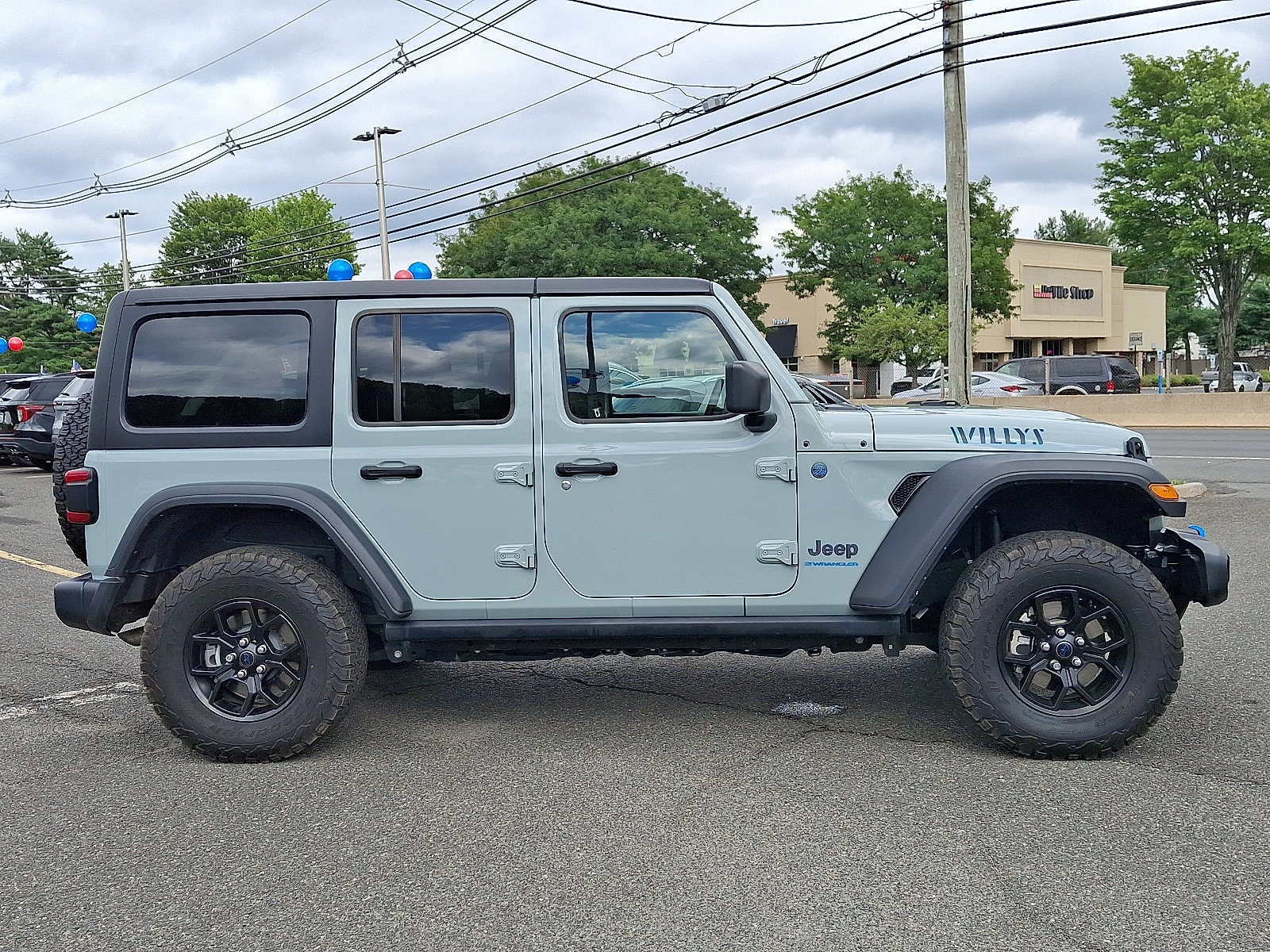 2024 Jeep Wrangler 4xe Willys 4XE - Photo 8