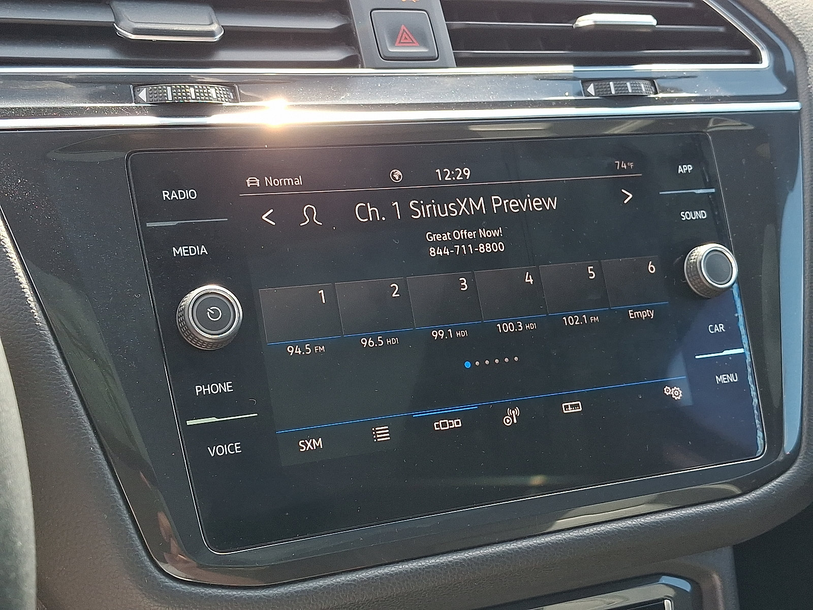 2021 Volkswagen Tiguan SE R-LINE BLACK - Photo 18