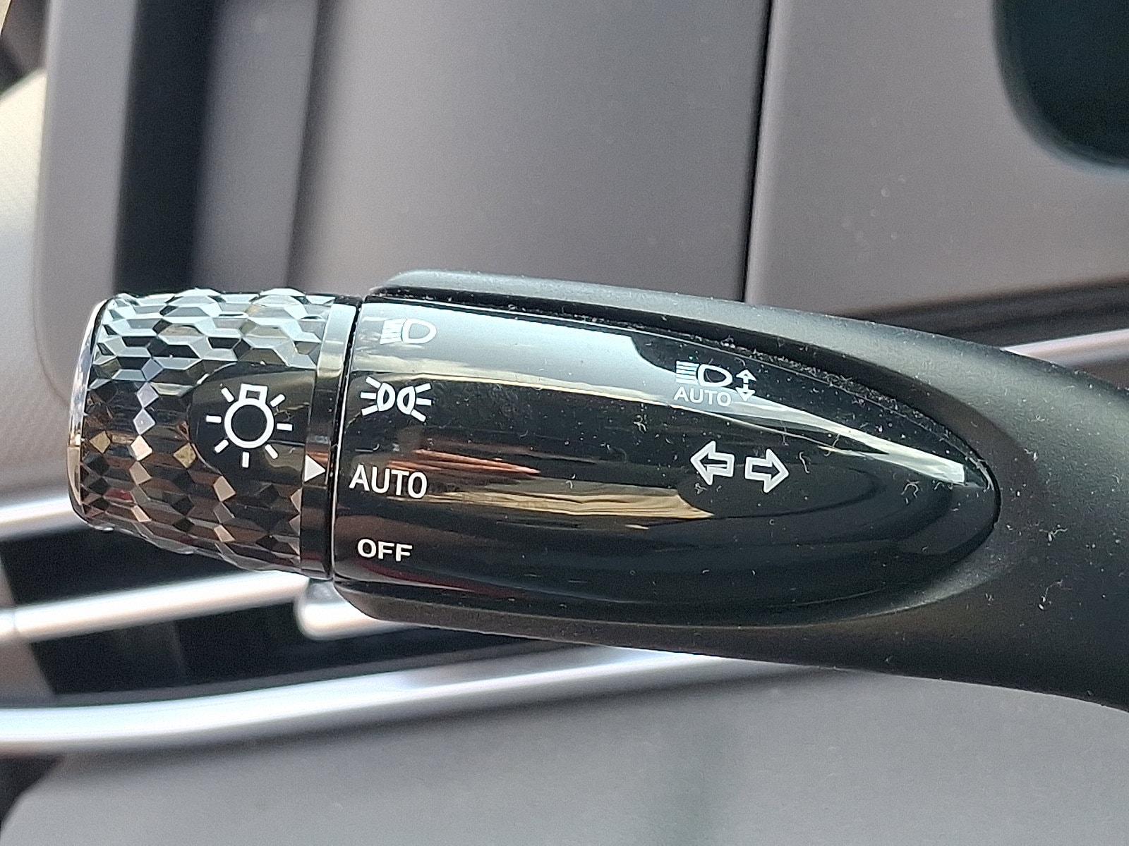2025 Hyundai Elantra SEL - Photo 24