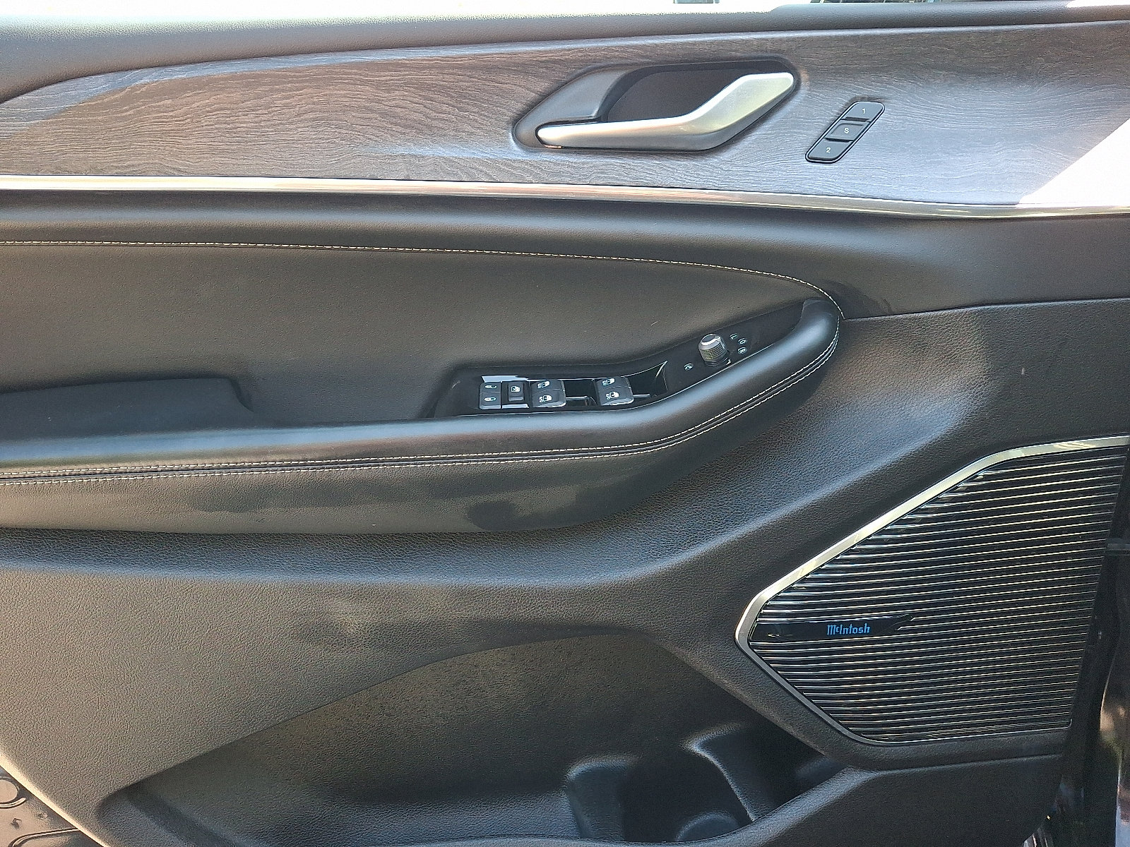 2023 Jeep Grand Cherokee Overland 4xe - Photo 13