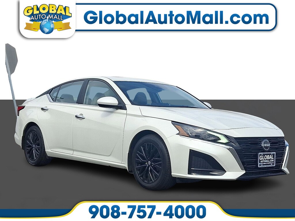 Used 2025 Nissan Altima SV Sedan