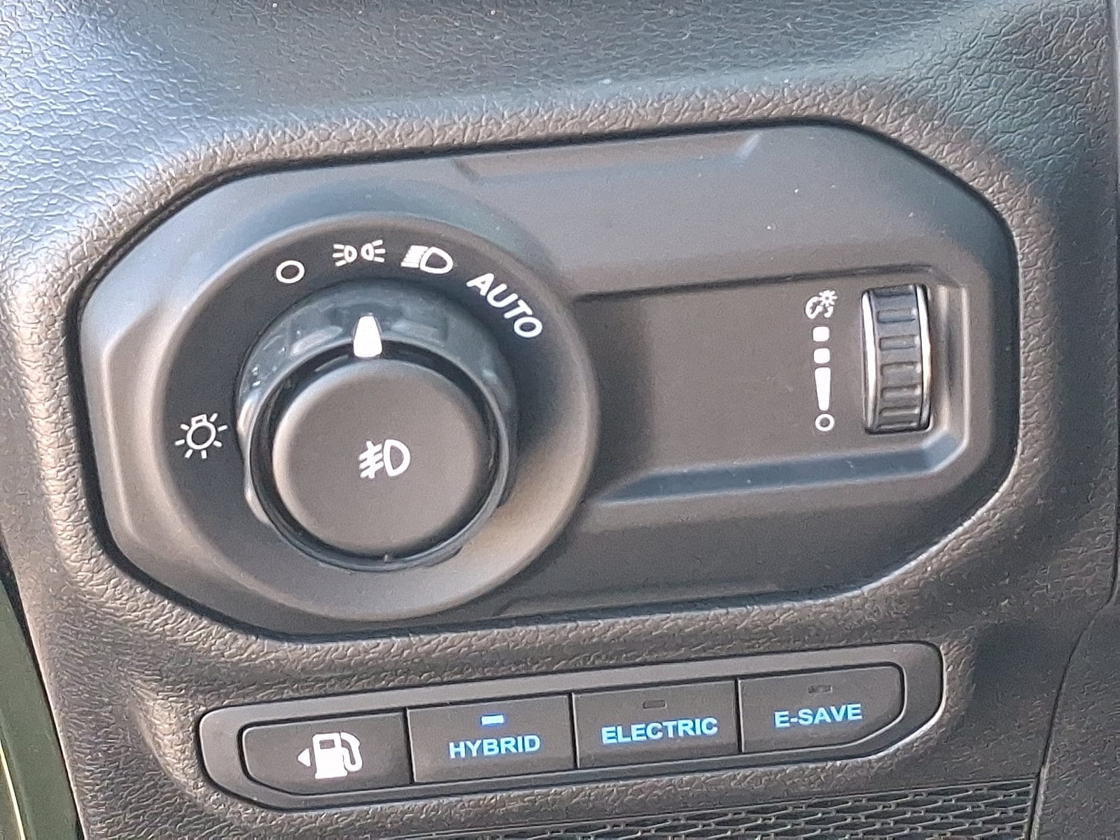 2023 Jeep Wrangler 4xe Willys 4XE - Photo 24