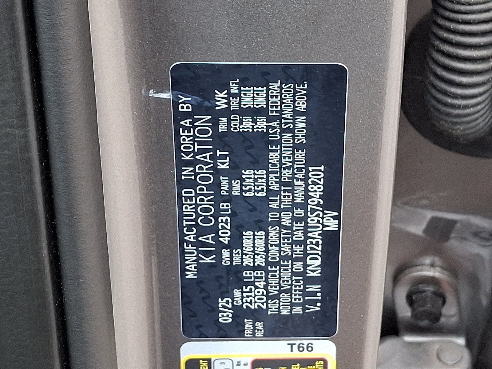 2025 Kia Soul LX - Photo 28