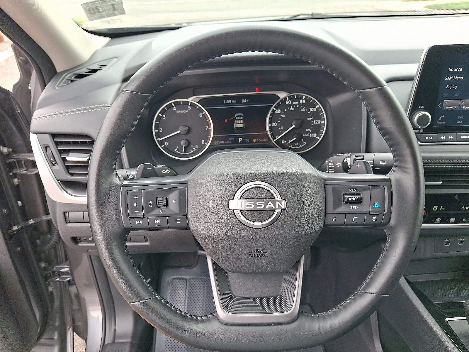 2025 Nissan Rogue SV - Photo 19