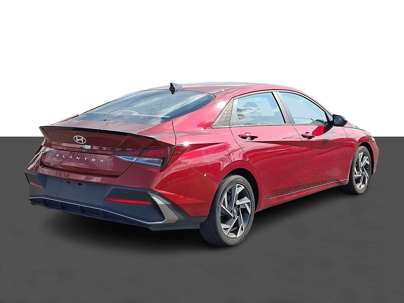 2025 Hyundai Elantra SEL - Photo 7