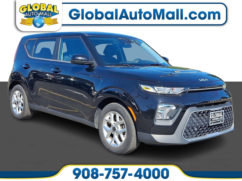 Certified 2022 Kia Soul LX Hatchback