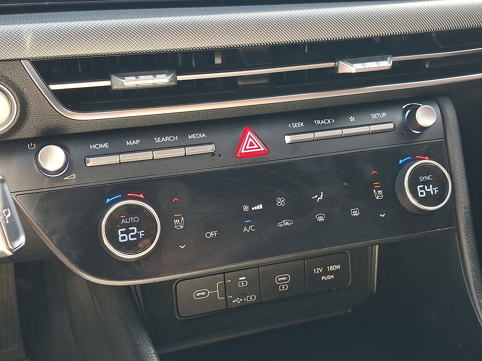 2024 Hyundai Sonata SEL - Photo 16