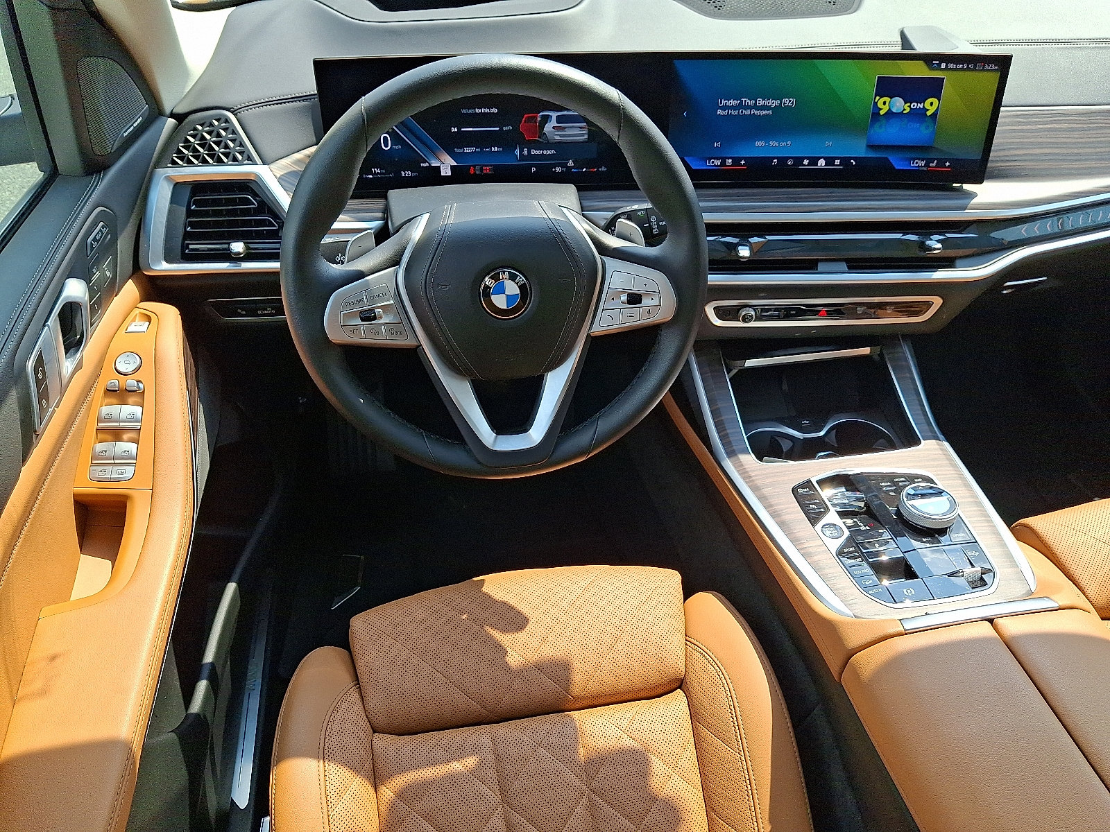 2025 BMW X7 40i - Photo 12