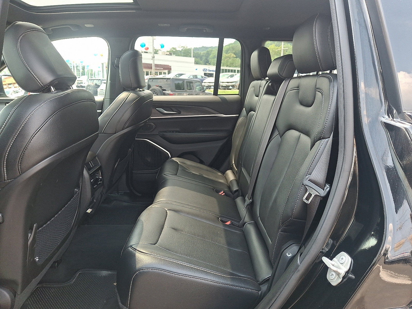 2024 Jeep Grand Cherokee 4xe - Photo 11