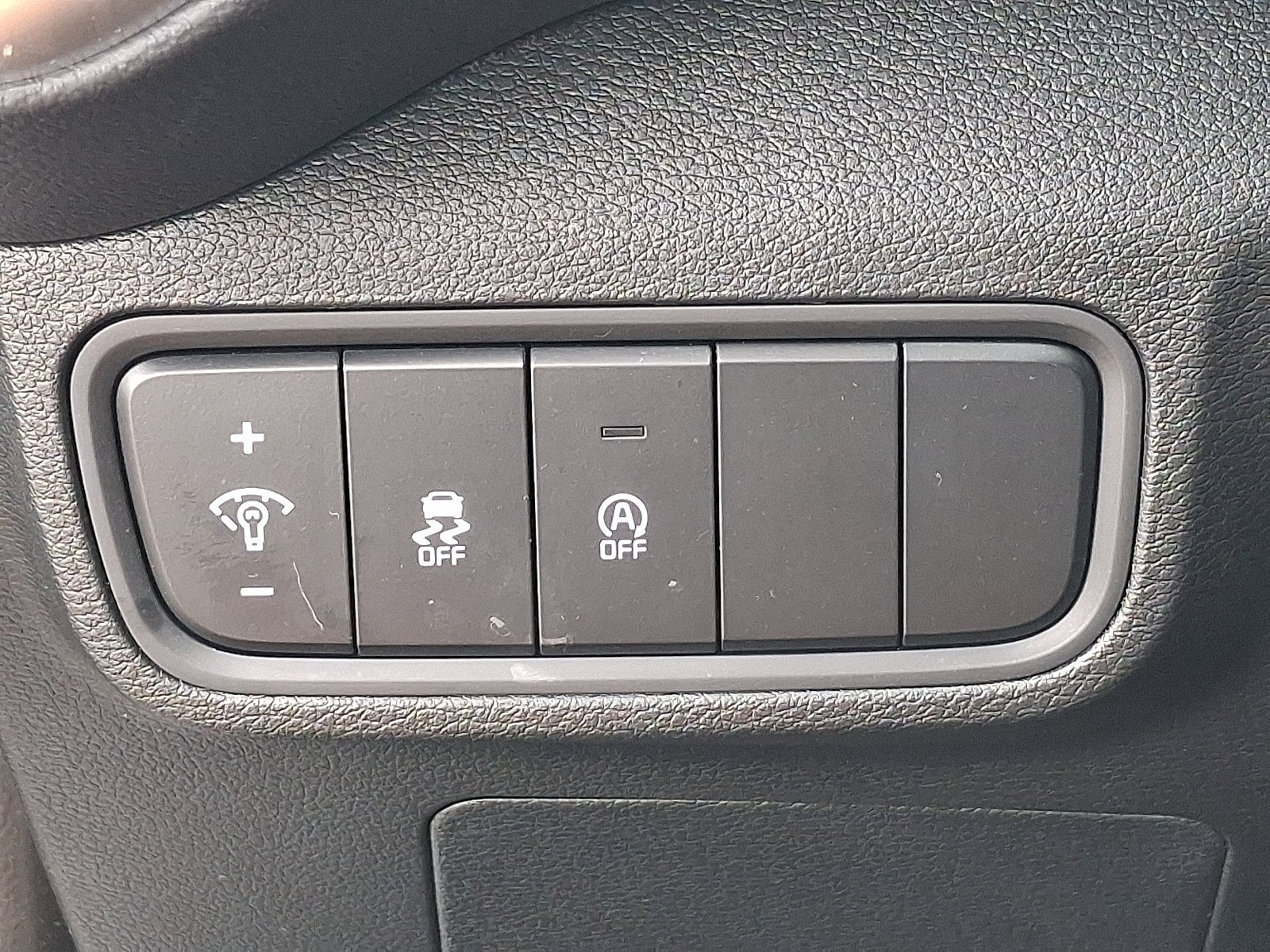 2025 Kia Soul LX - Photo 25