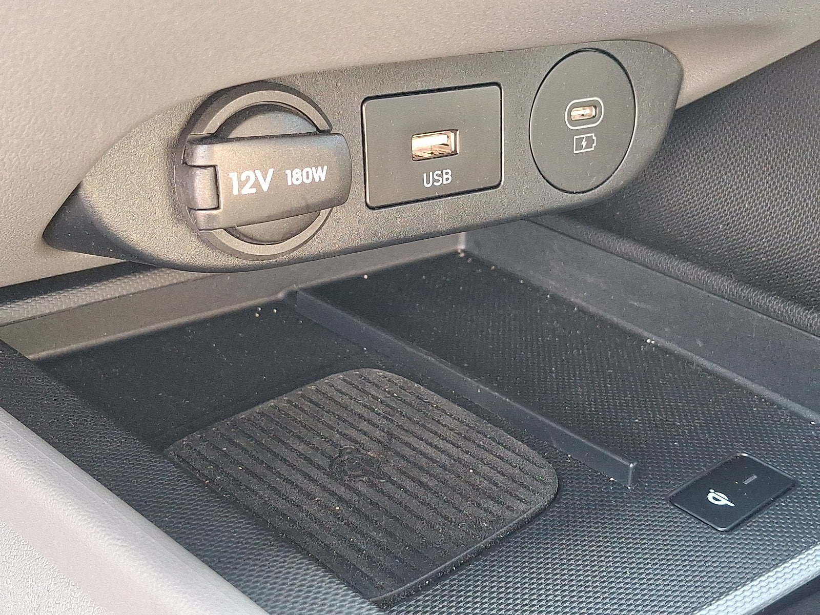 2025 Hyundai Elantra SEL - Photo 26