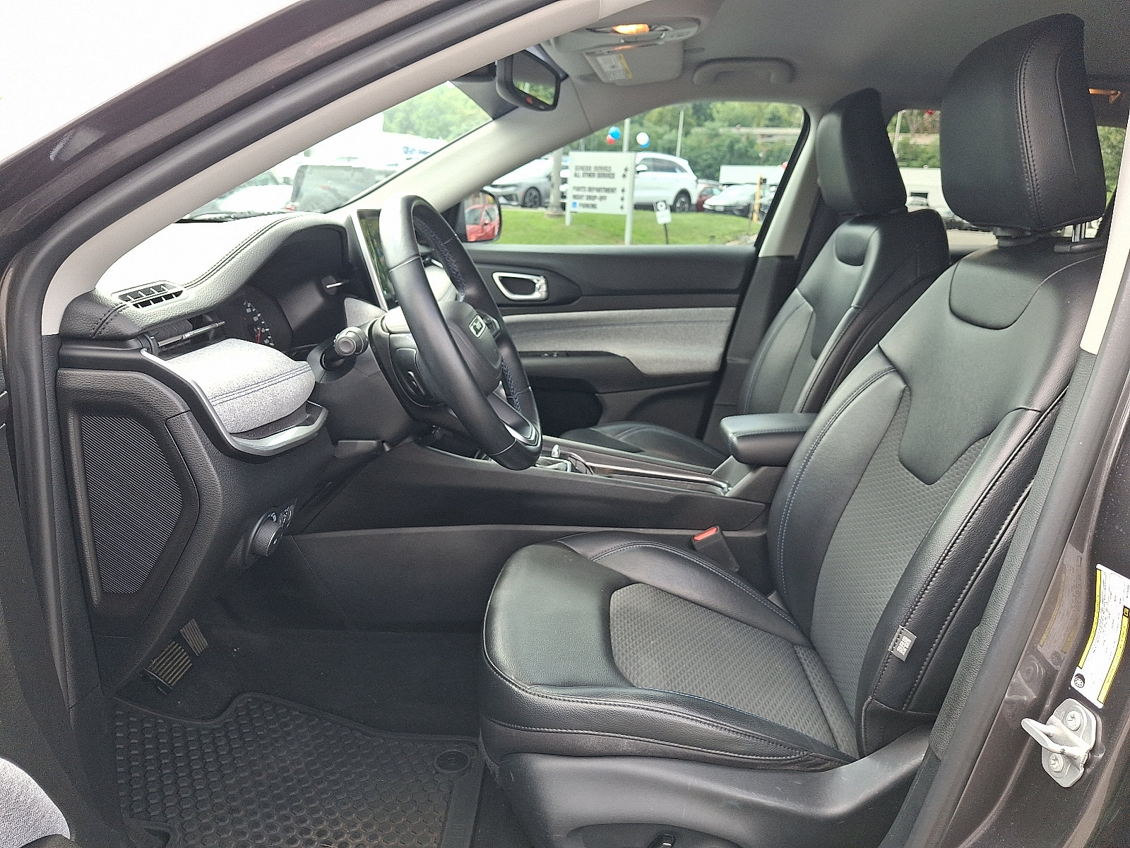 2022 Jeep Compass Latitude - Photo 14