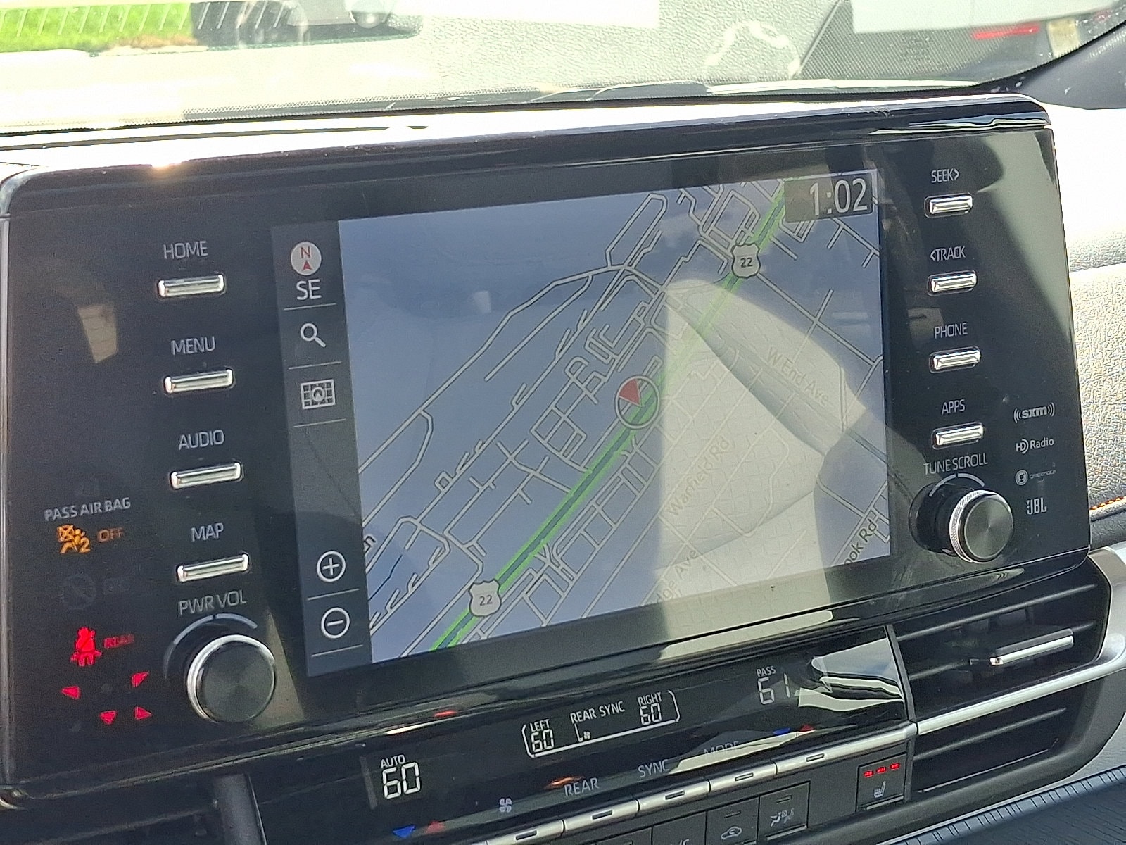 2024 Toyota Sienna XSE - Photo 19
