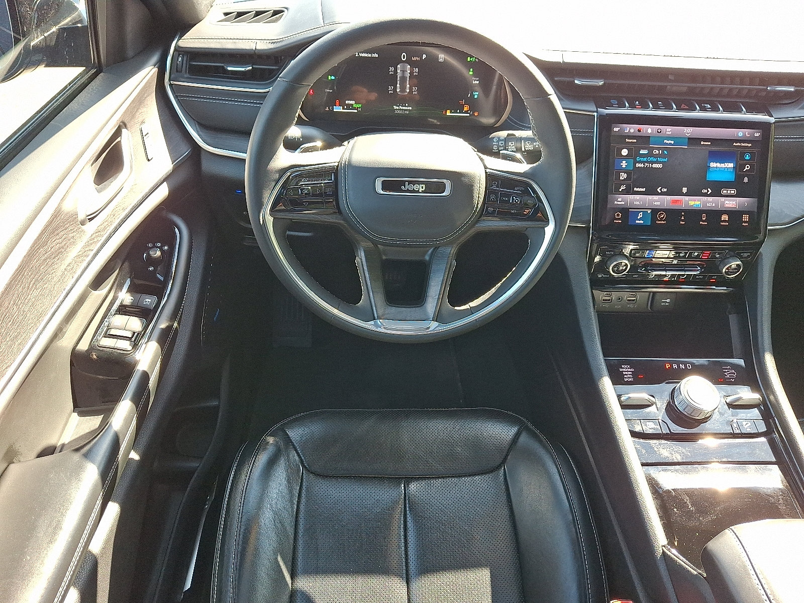 2023 Jeep Grand Cherokee Overland 4xe - Photo 12