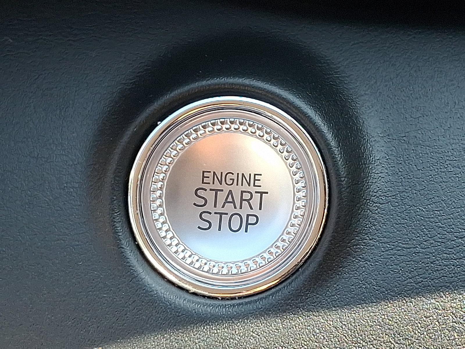 2023 GENESIS GV70 Standard - Photo 28