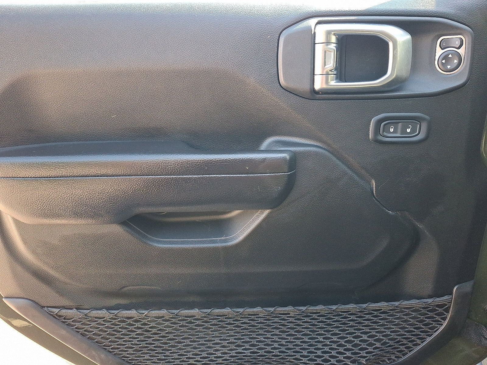 2023 Jeep Wrangler 4xe Willys 4XE - Photo 13
