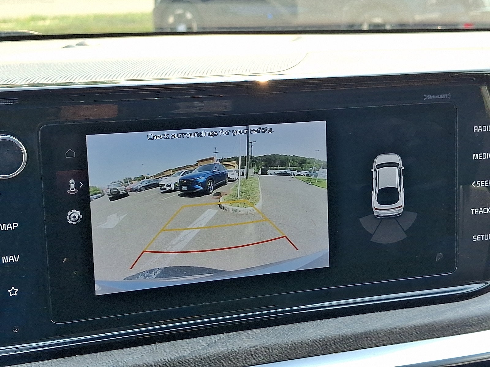 2022 Kia K5 EX - Photo 19