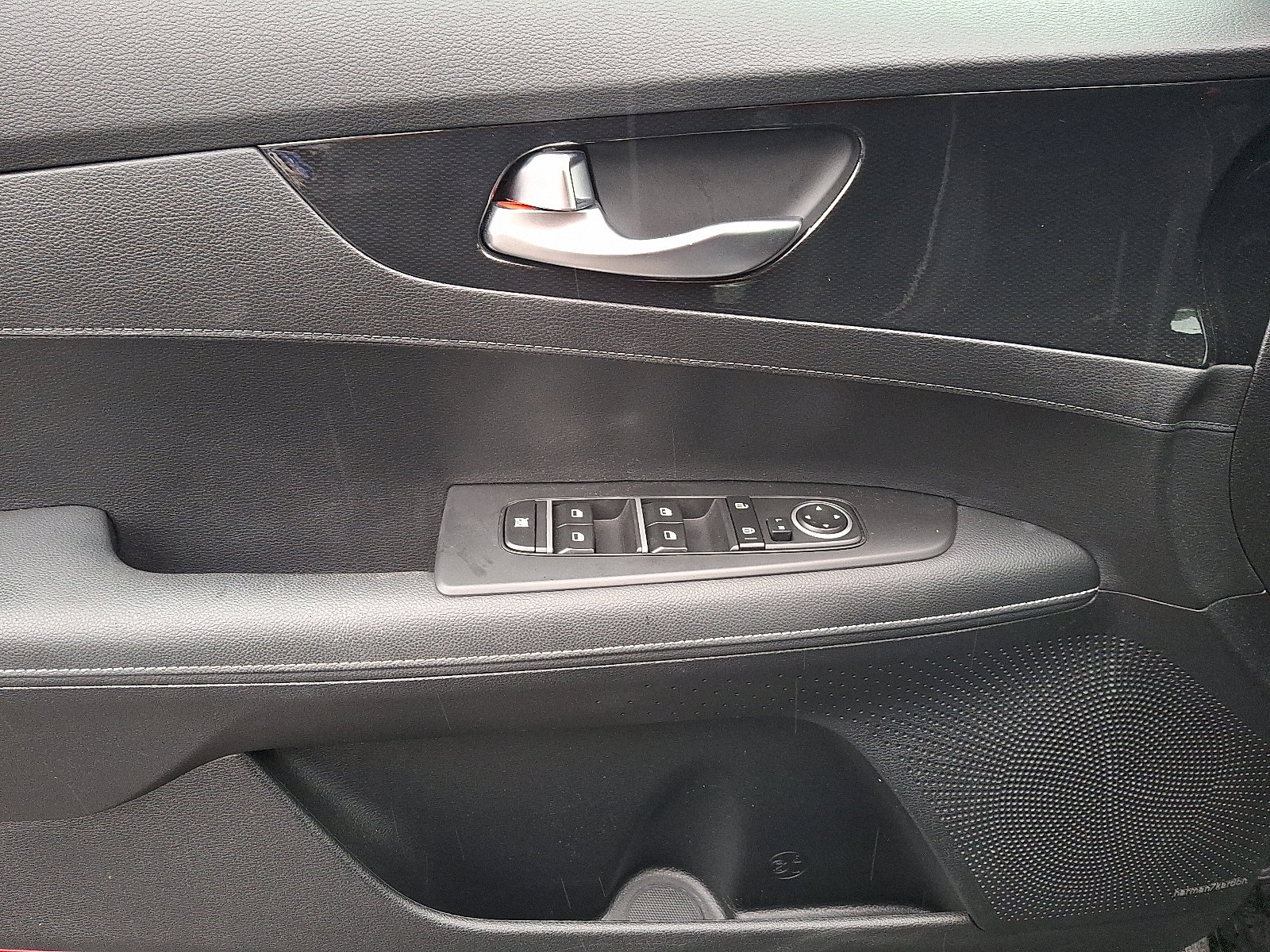 2023 Kia Forte GT-Line - Photo 12