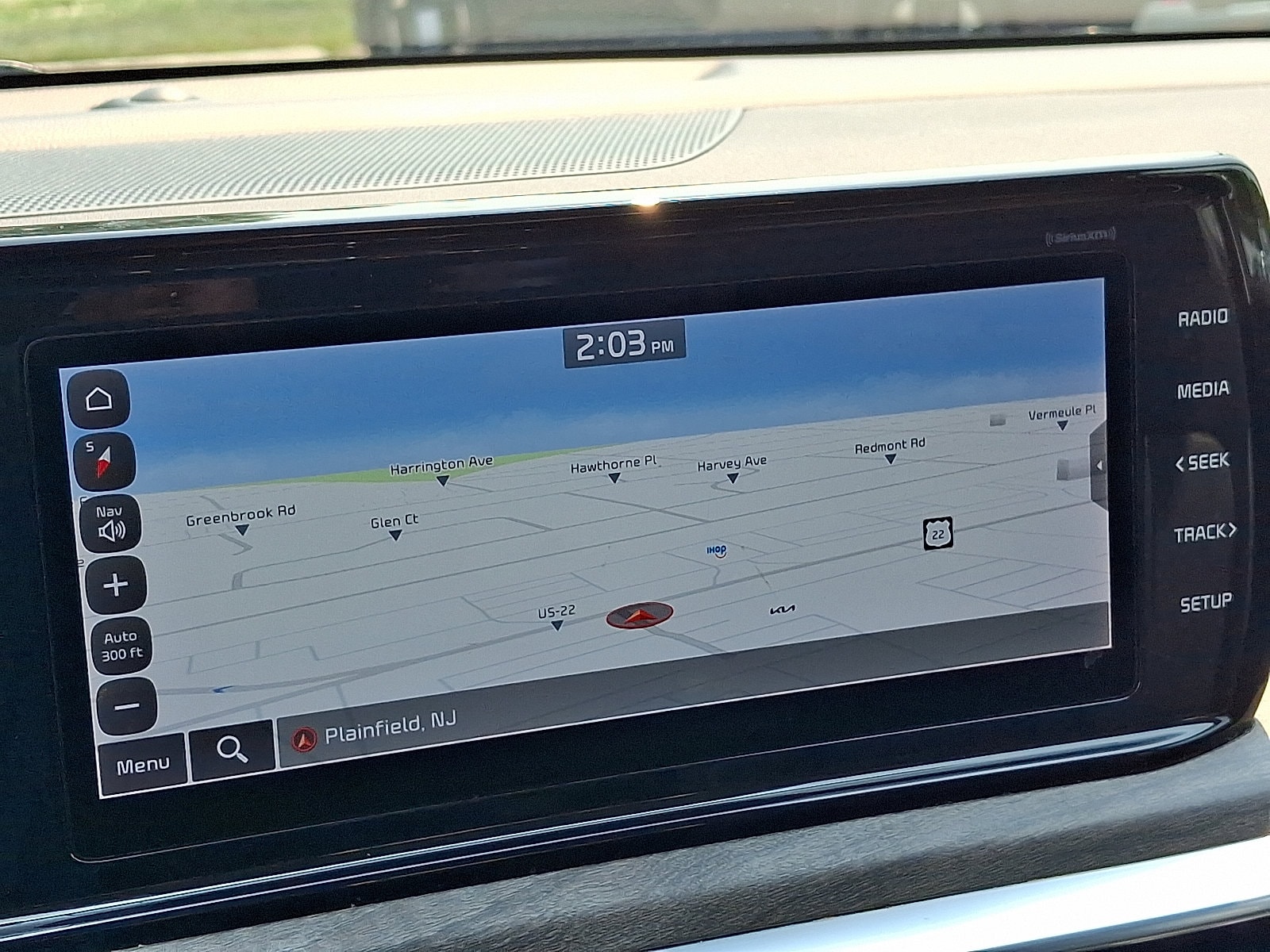 2022 Kia K5 EX - Photo 18
