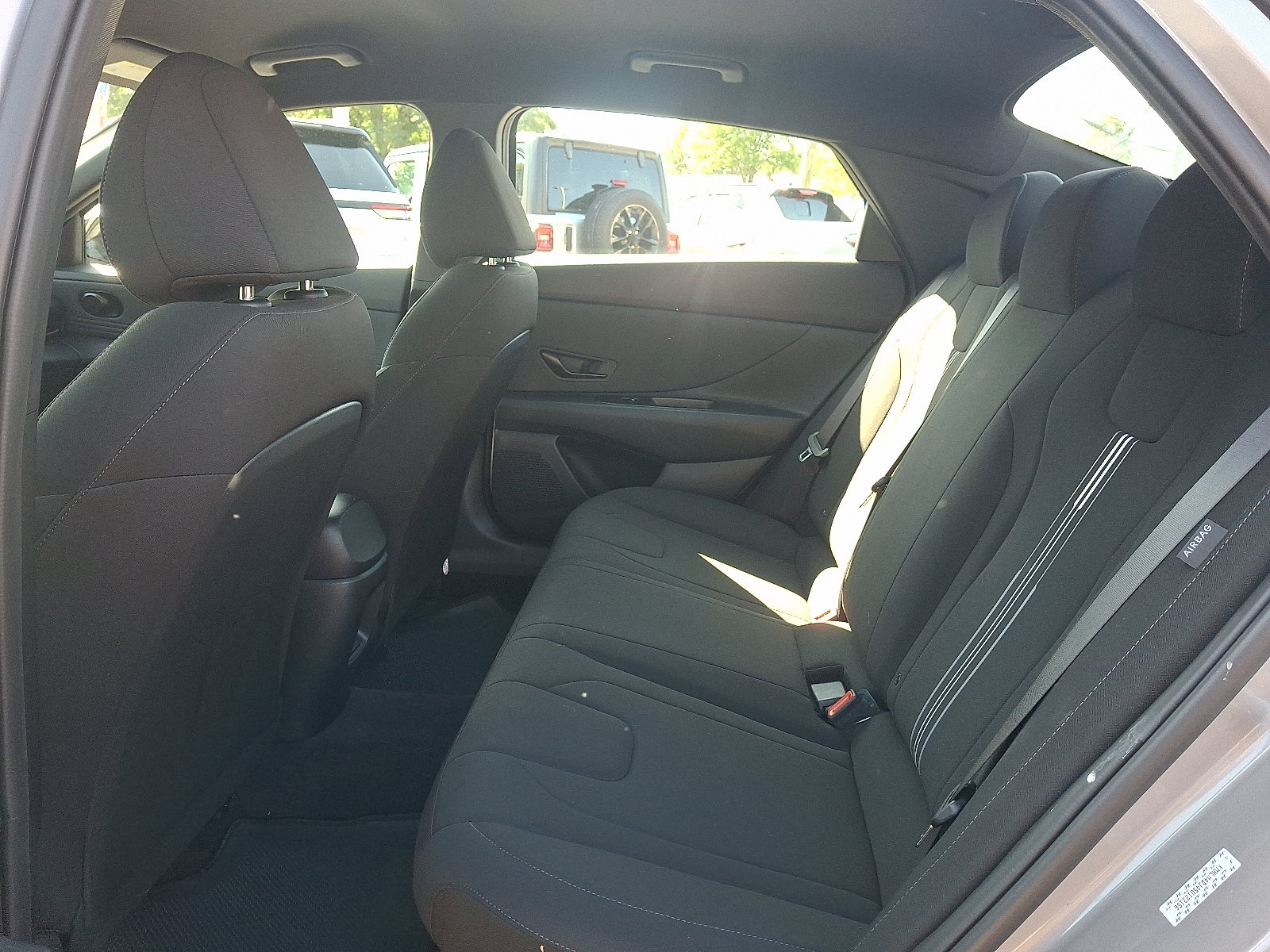 2025 Hyundai Elantra Blue - Photo 12