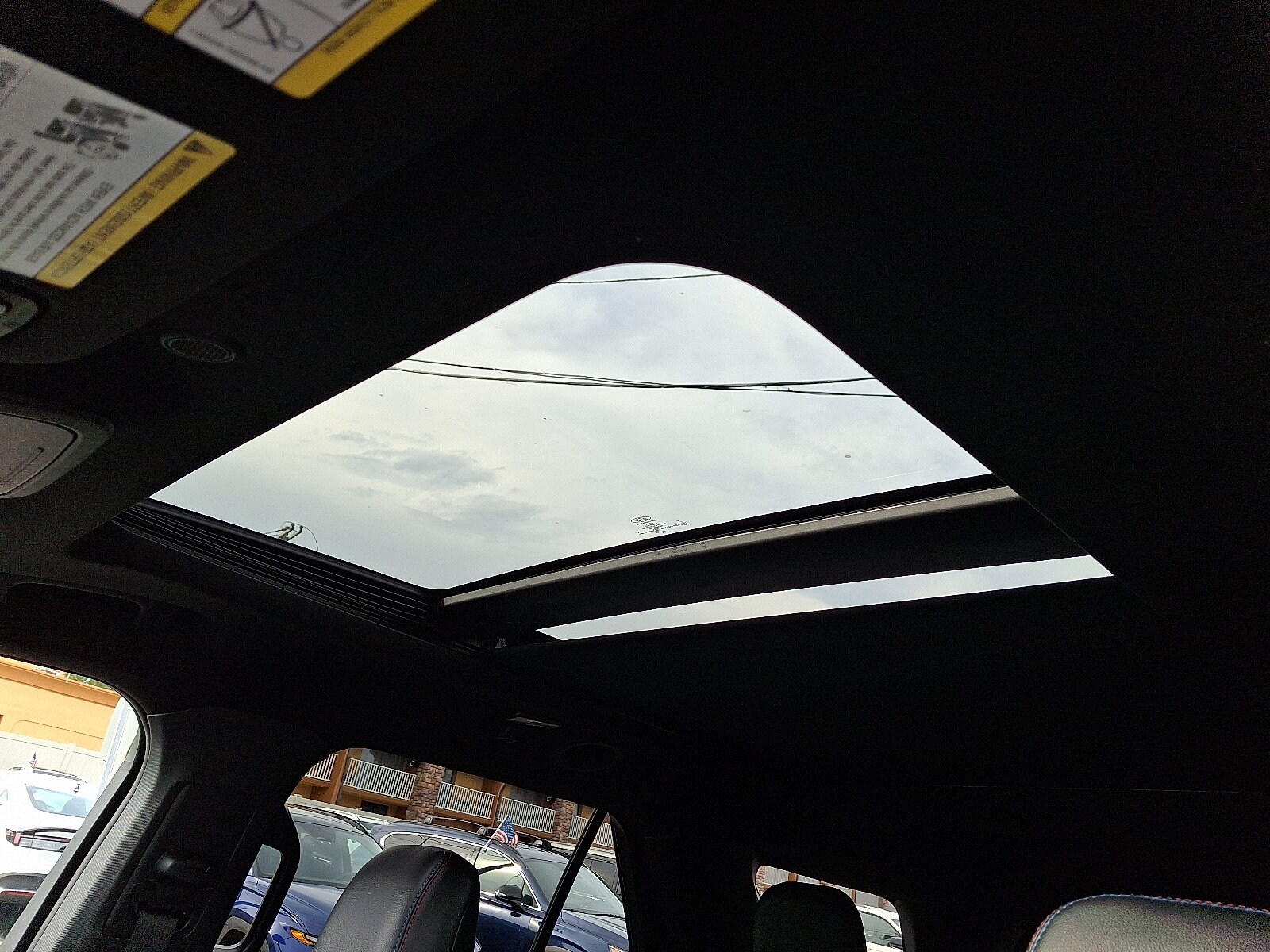 2024 Ford Explorer ST - Photo 15