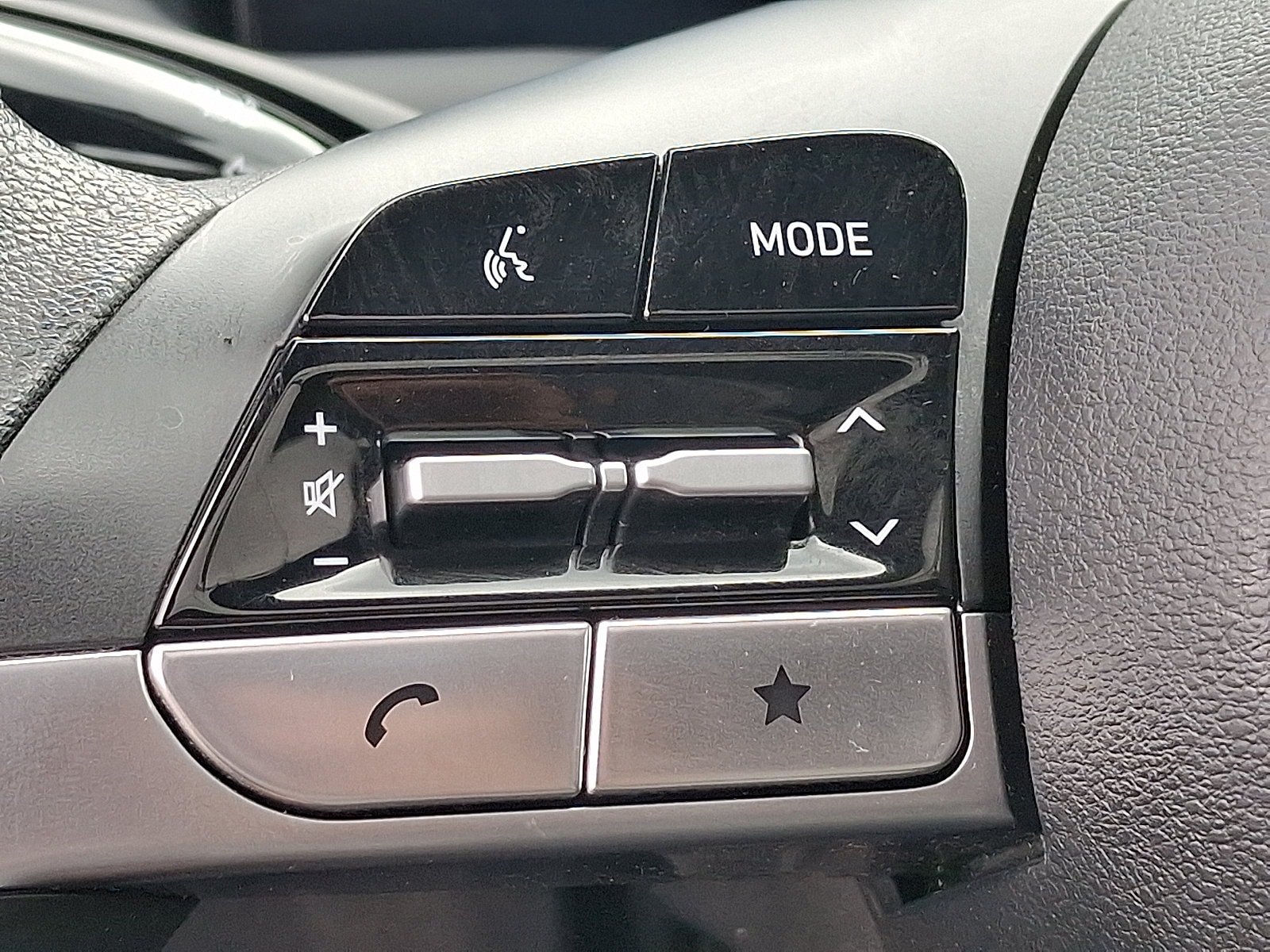 2023 Hyundai Santa Cruz SEL - Photo 22