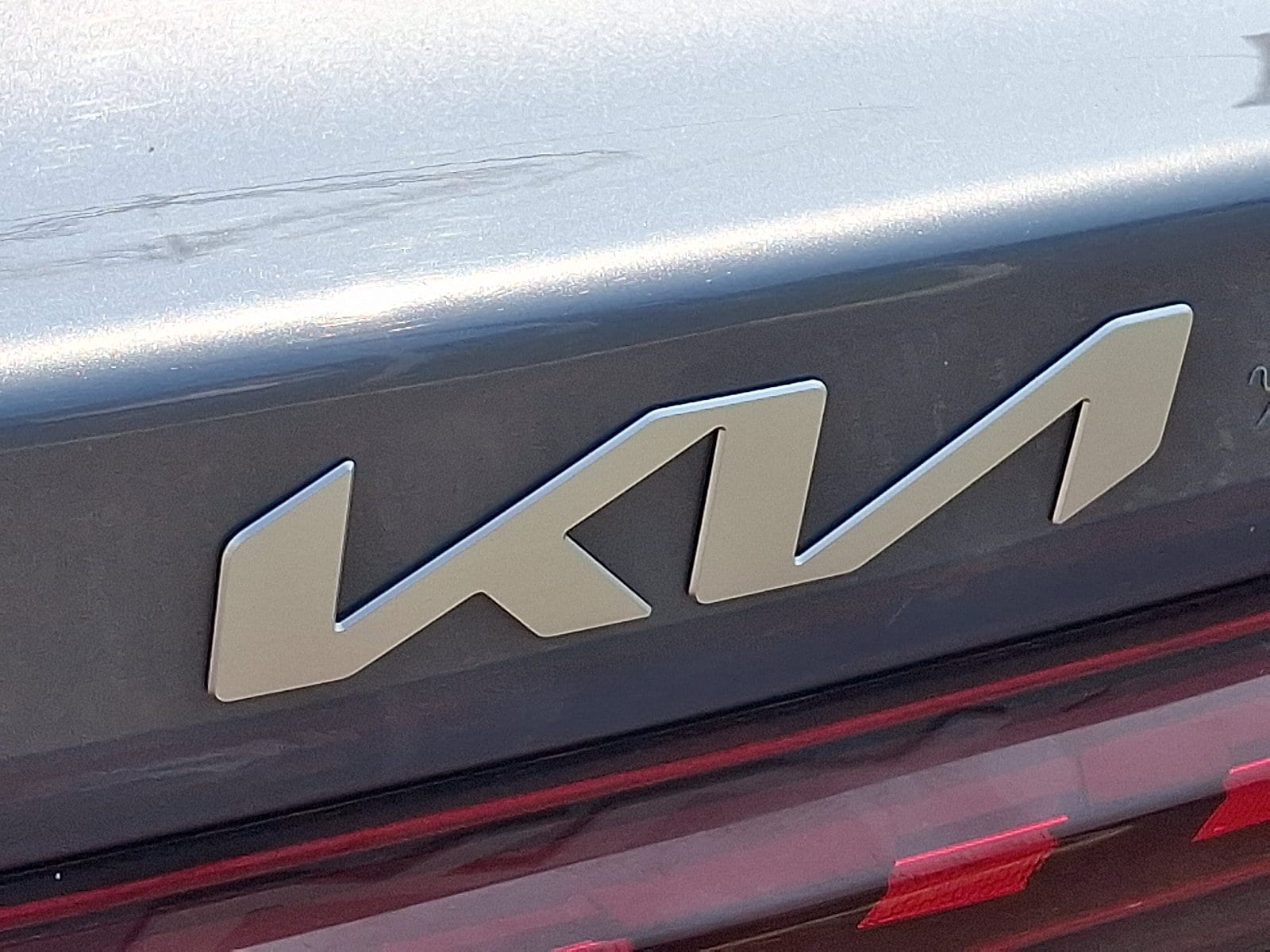 2022 Kia K5 EX - Photo 32