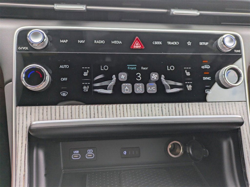 2025 GENESIS GV80 Prestige - Photo 21