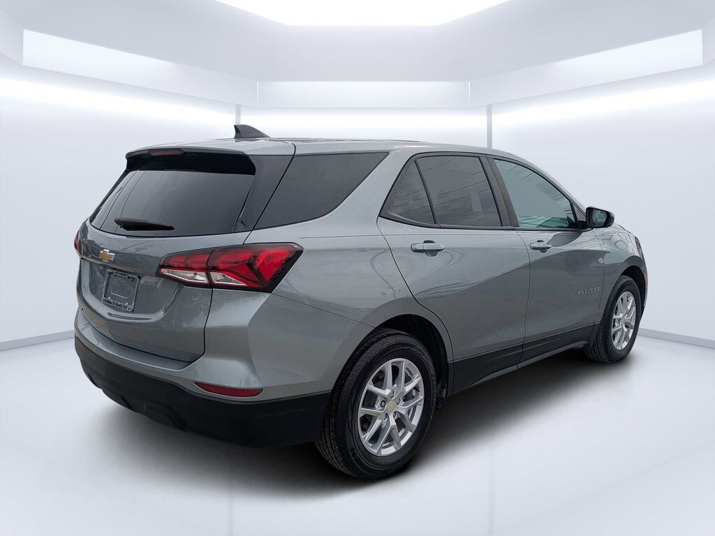 Used 2023 Chevrolet Equinox LS SUV