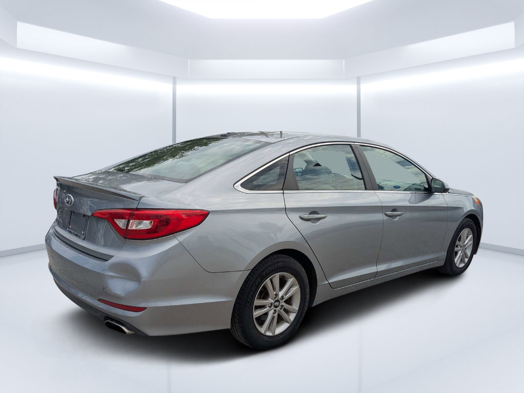 Used 2015 Hyundai Sonata SE Sedan