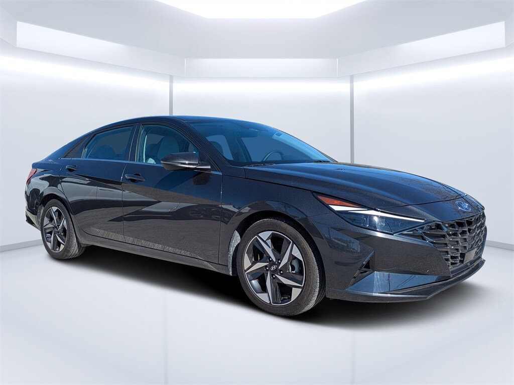 Certified 2023 Hyundai Elantra Limited Sedan
