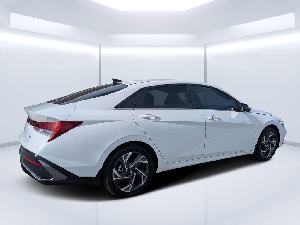 Used 2026 Hyundai Elantra Limited Sedan