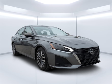 2024 Nissan Altima 2.5 SV Sedan