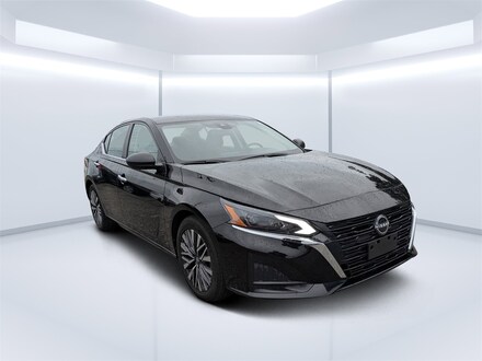 2024 Nissan Altima 2.5 SV Sedan